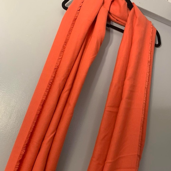 Scarf - Picture 2 of 3